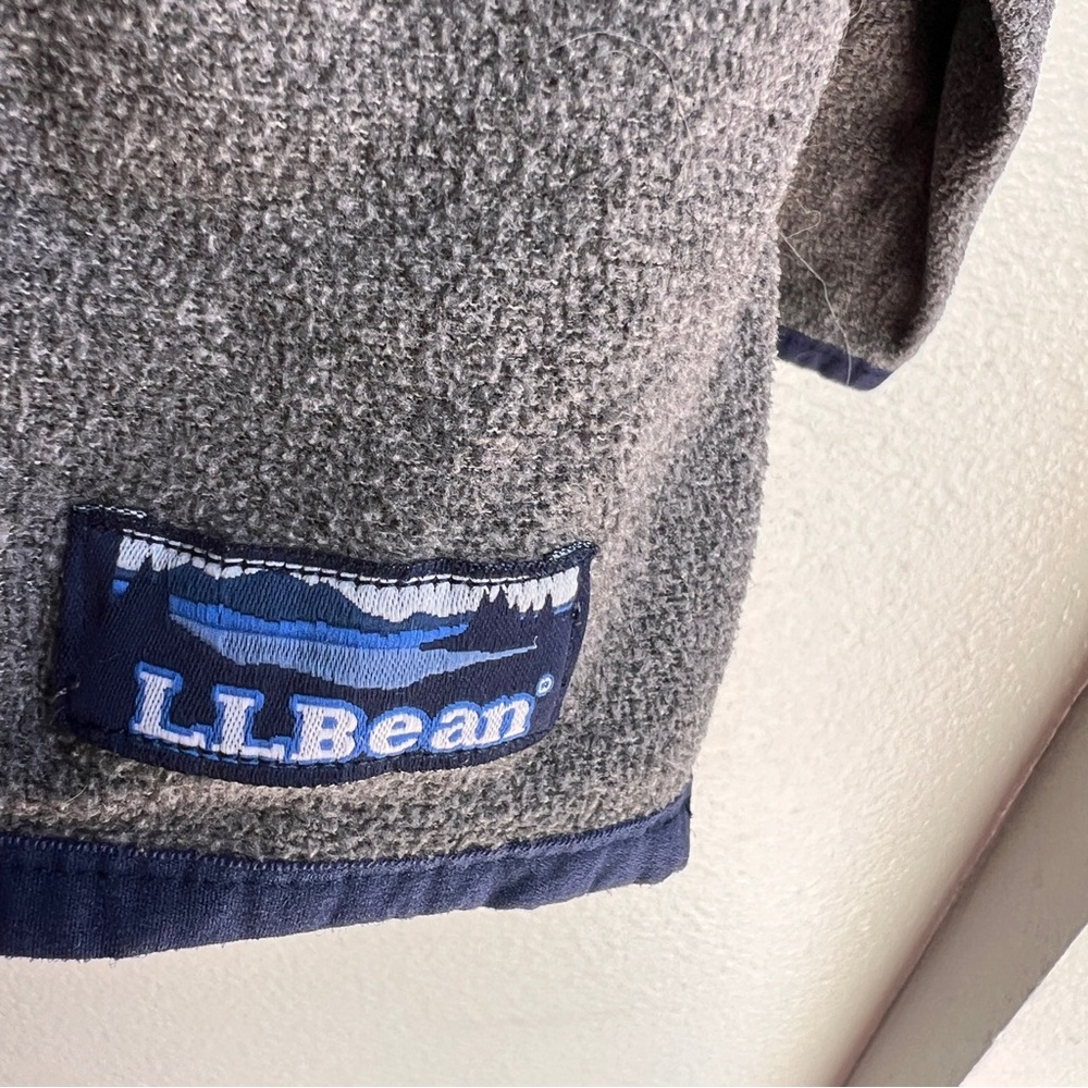 LL Bean Soft Brushed Fitness Fleece 1/4 Zip Gray Pullover Sweatshirt Women’s - Picture 6 of 14